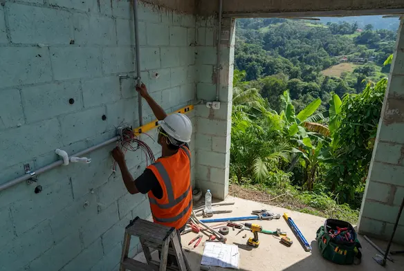 Instalación eléctrica residencial en San Andrés, Petén